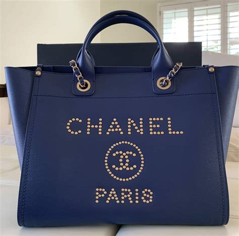 chanel deauville tote 2019 small